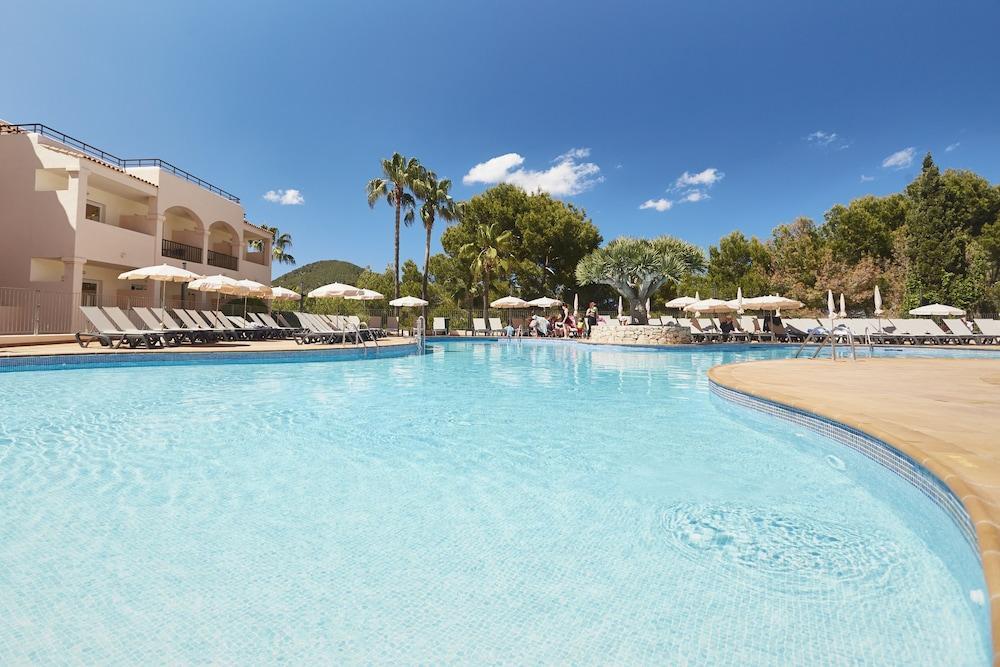 Invisa Hotel Club Cala Blanca Es Figueral Ngoại thất bức ảnh
