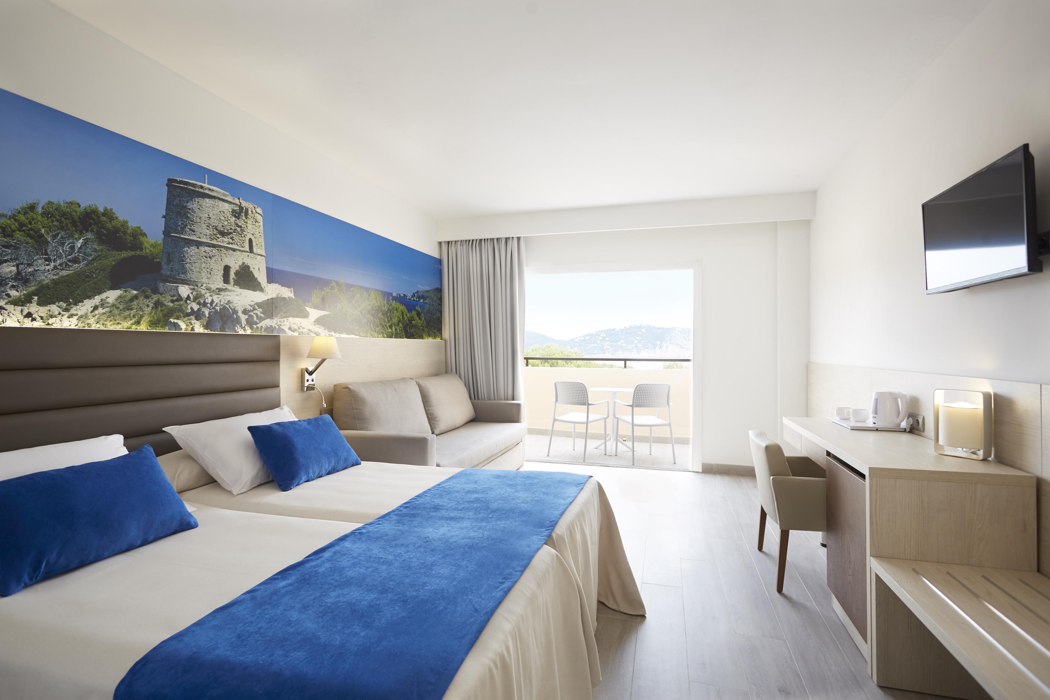 Invisa Hotel Club Cala Blanca Es Figueral Ngoại thất bức ảnh