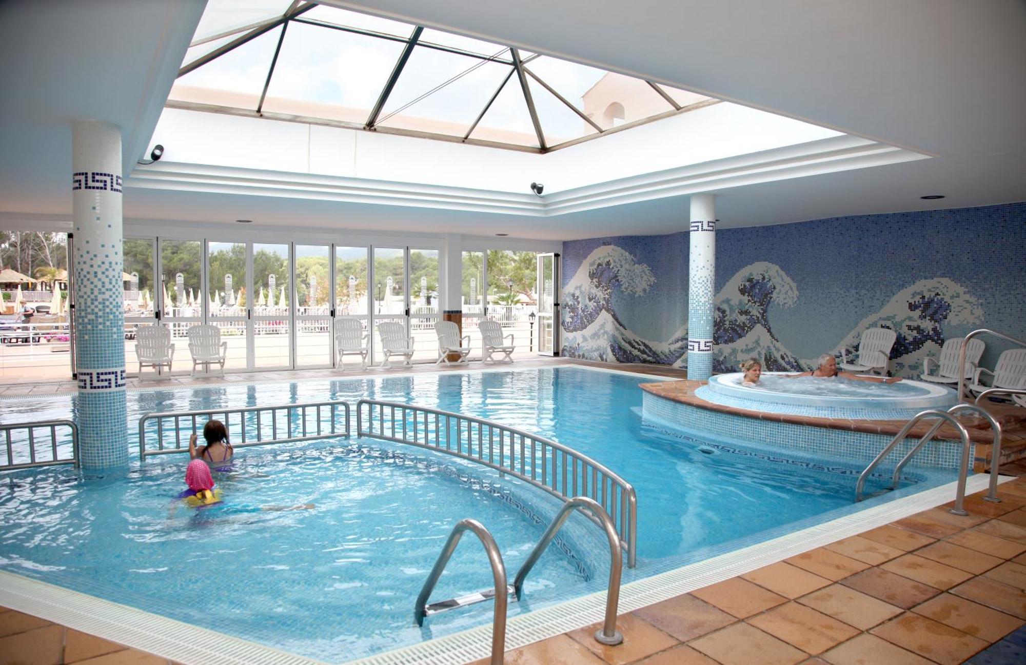 Invisa Hotel Club Cala Blanca Es Figueral Tiện nghi bức ảnh