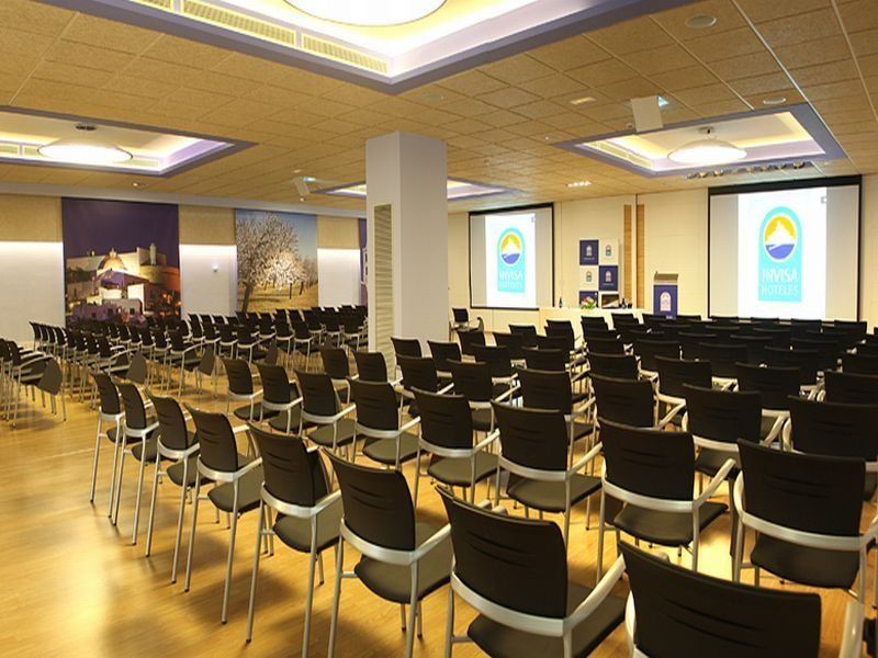 Invisa Hotel Club Cala Blanca Es Figueral Tiện nghi bức ảnh